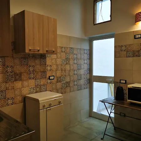 La Vecchia Torre 1920 *