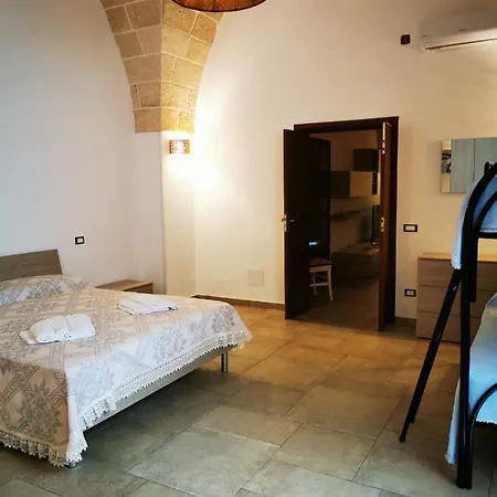 La Vecchia Torre 1920 *